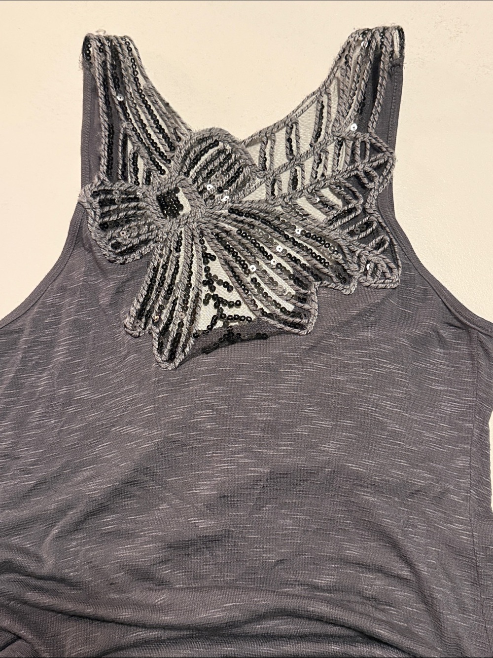 Women's M Gray Sleeveless Tunic Tank with Lace & Sequin Back Detail